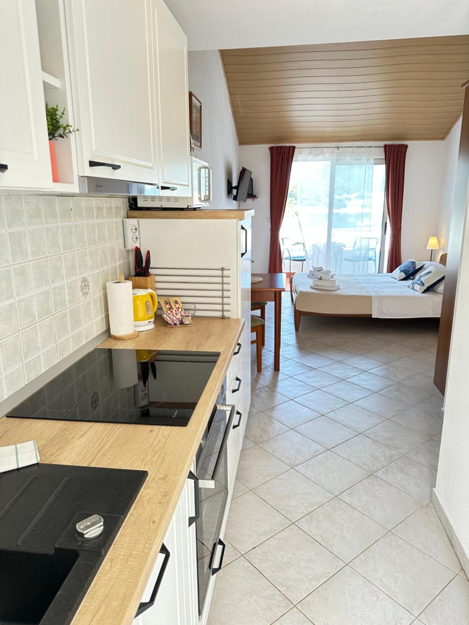 Apartments Marija Lastovo Exterior photo